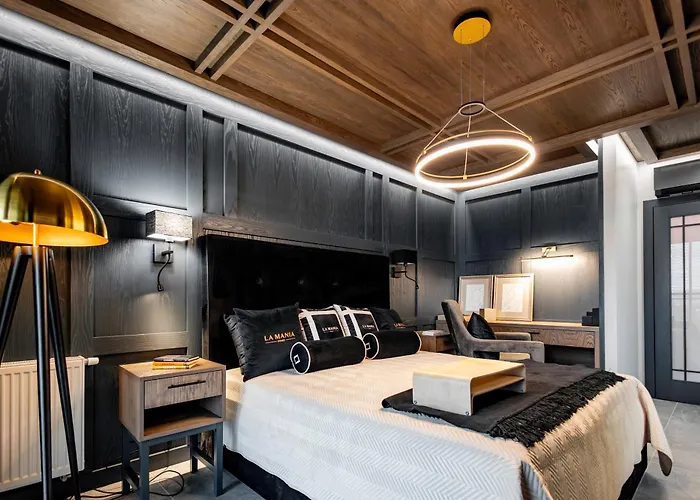 Aon Premium Torunska Daire *